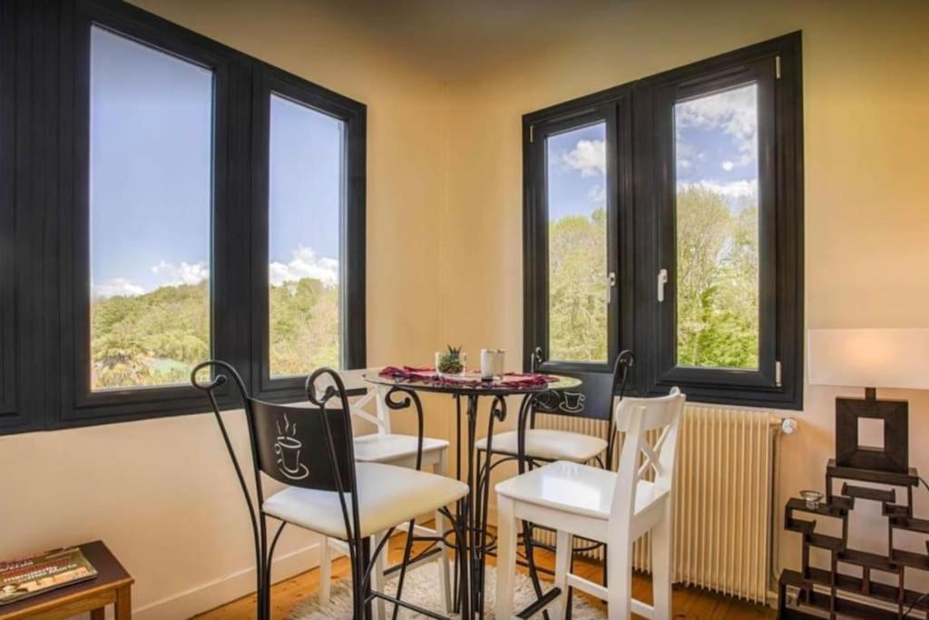 Le Manoir Du Val Vila Douvres-la-Delivrande Exterior foto